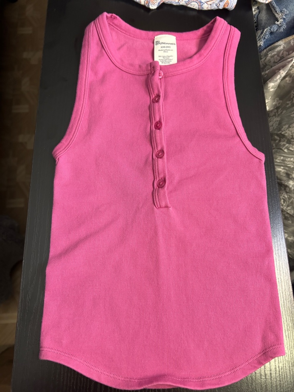 NWOT Ribbed Henley Tank